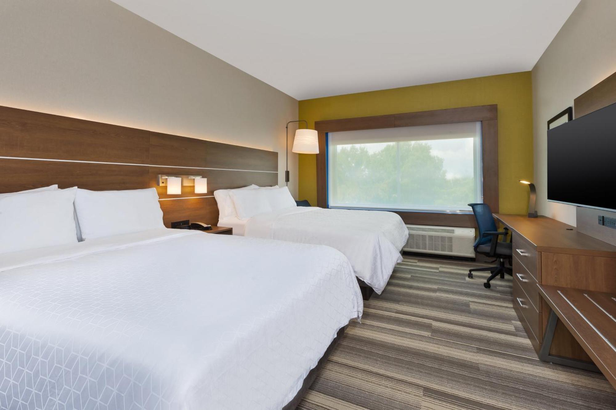 Holiday Inn Express & Suites - Milan - Sandusky Area By Ihg Buitenkant foto