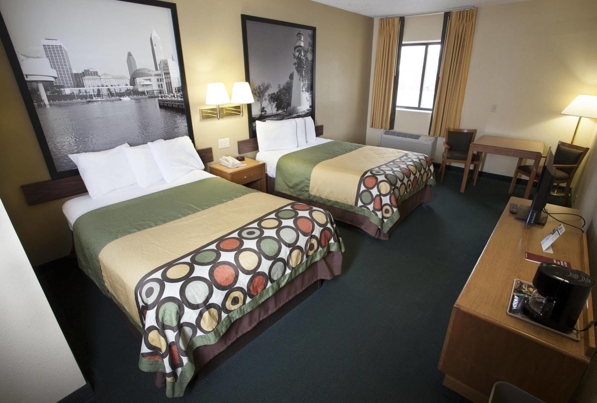Holiday Inn Express & Suites - Milan - Sandusky Area By Ihg Buitenkant foto